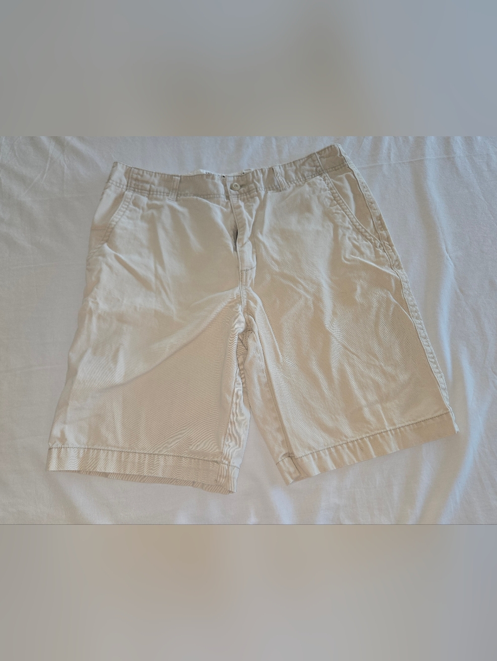 Old Navy - Light Khaki Cargo Shorts - (36)